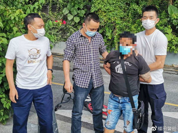 地铁口睡着手机遭窃 民警抓获一名嫌疑人