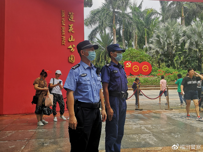 游客的平安是他最大的心愿！