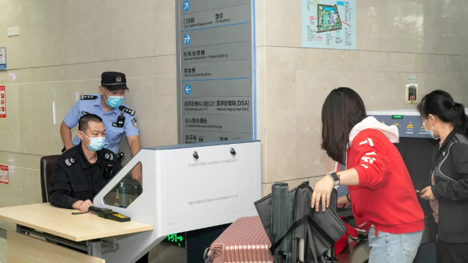福警日记丨刘传忠：站好医院平安守护岗