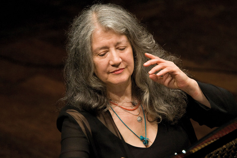 Martha-Argerich-1920x1280_副本.jpg