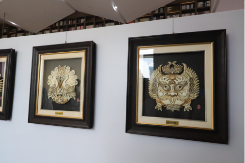 体验国家级非遗手工艺！快三平台
残疾人鱼皮画艺术盛宴启幕416.png