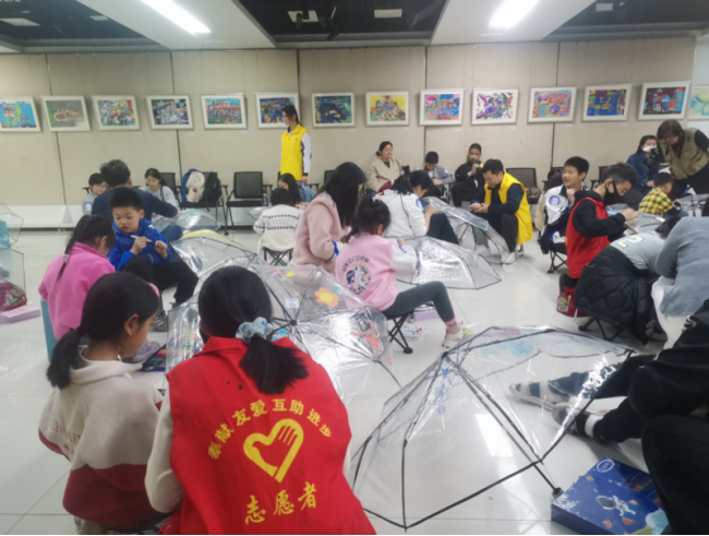 “星闪大湾区，有我不孤独”星童画作观摩活动在南园街道文化艺术中心成功举办230.png